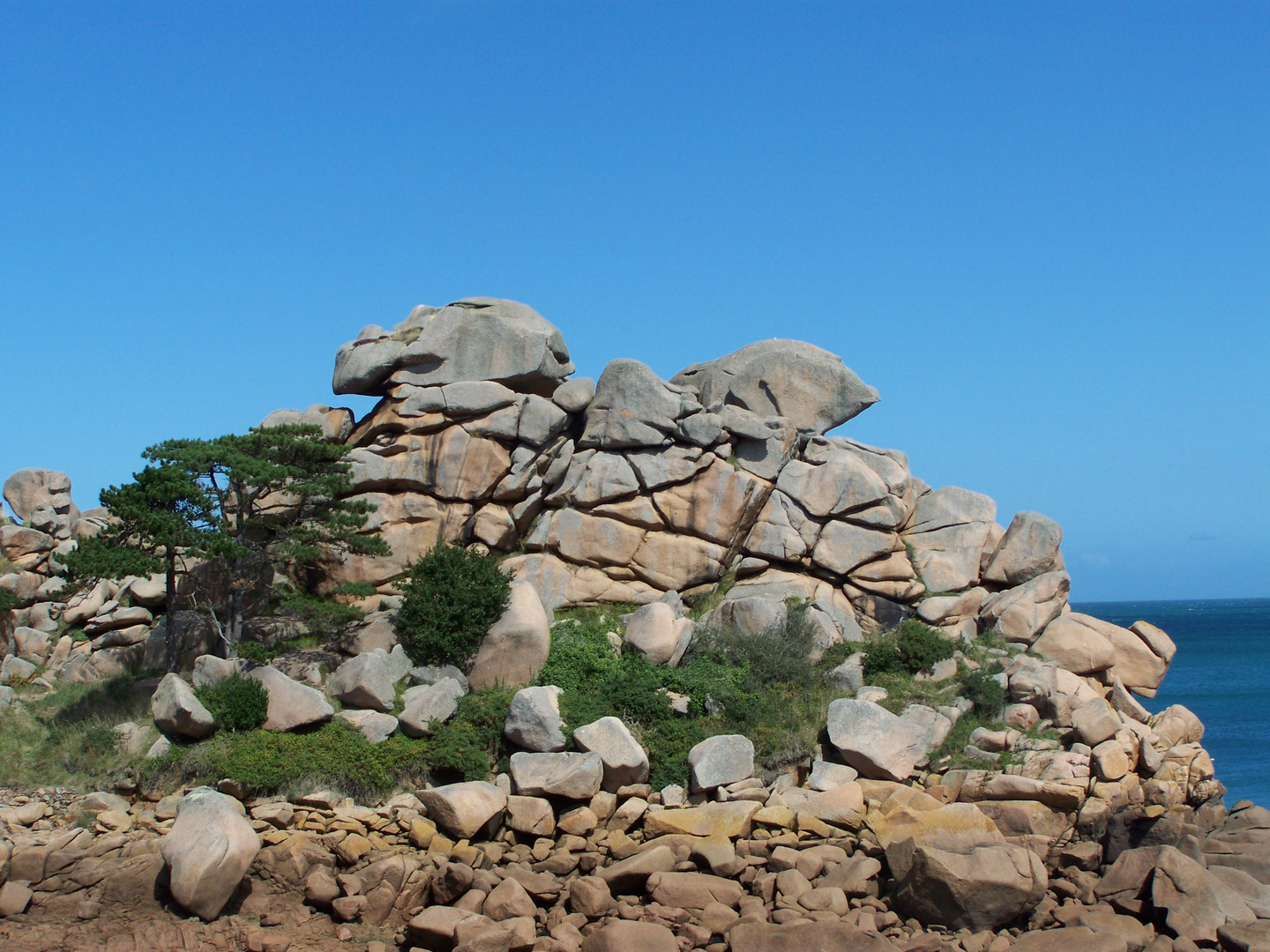 Côte de Granit Rose II