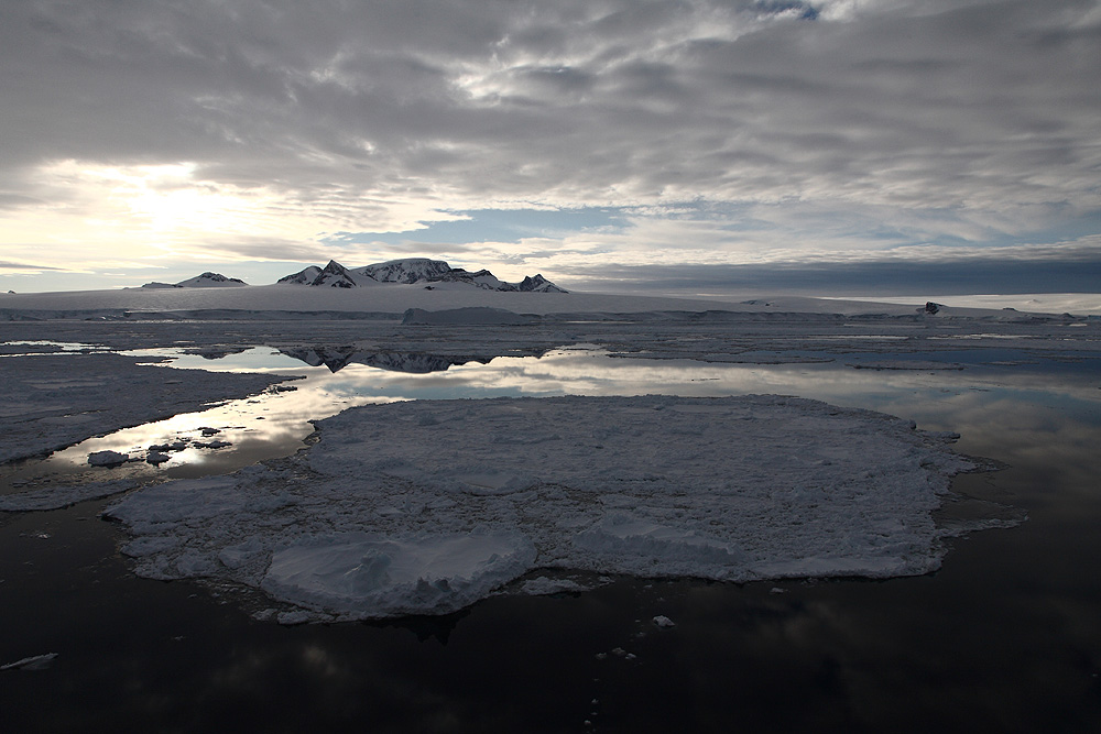 Cote de la péninsule Antarctique