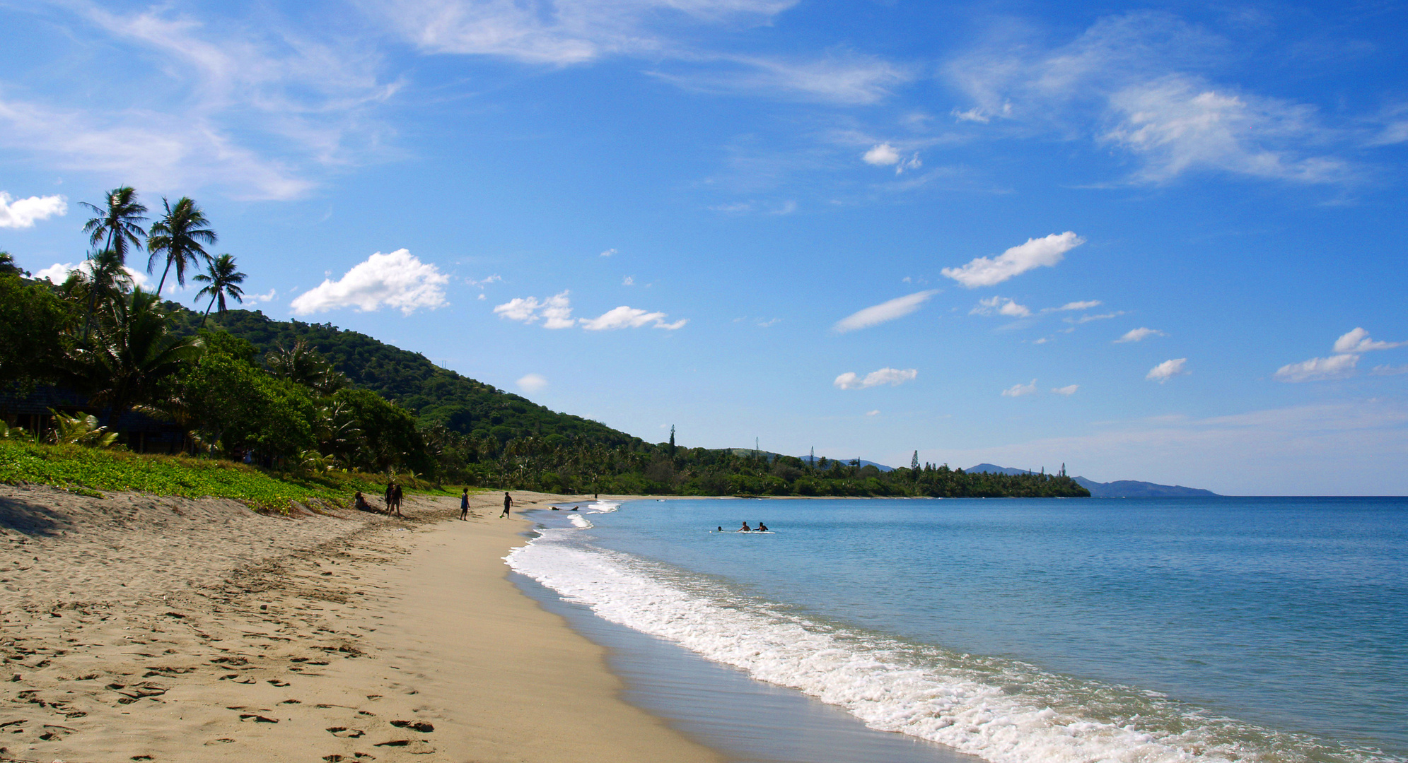 Côte est : La plage de Poindimié - Ostküste : Der Strand von Poindimié