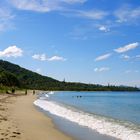 Côte est : La plage de Poindimié - Ostküste : Der Strand von Poindimié