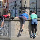 Cottbus: Kinder am Altmarktbrunnen