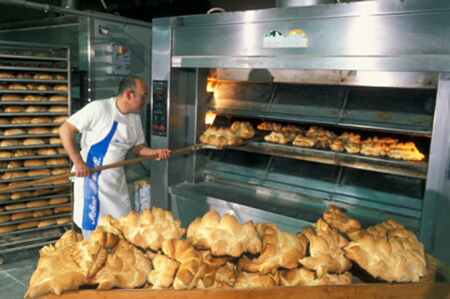 Cottura del pane coccoi - Sardegna