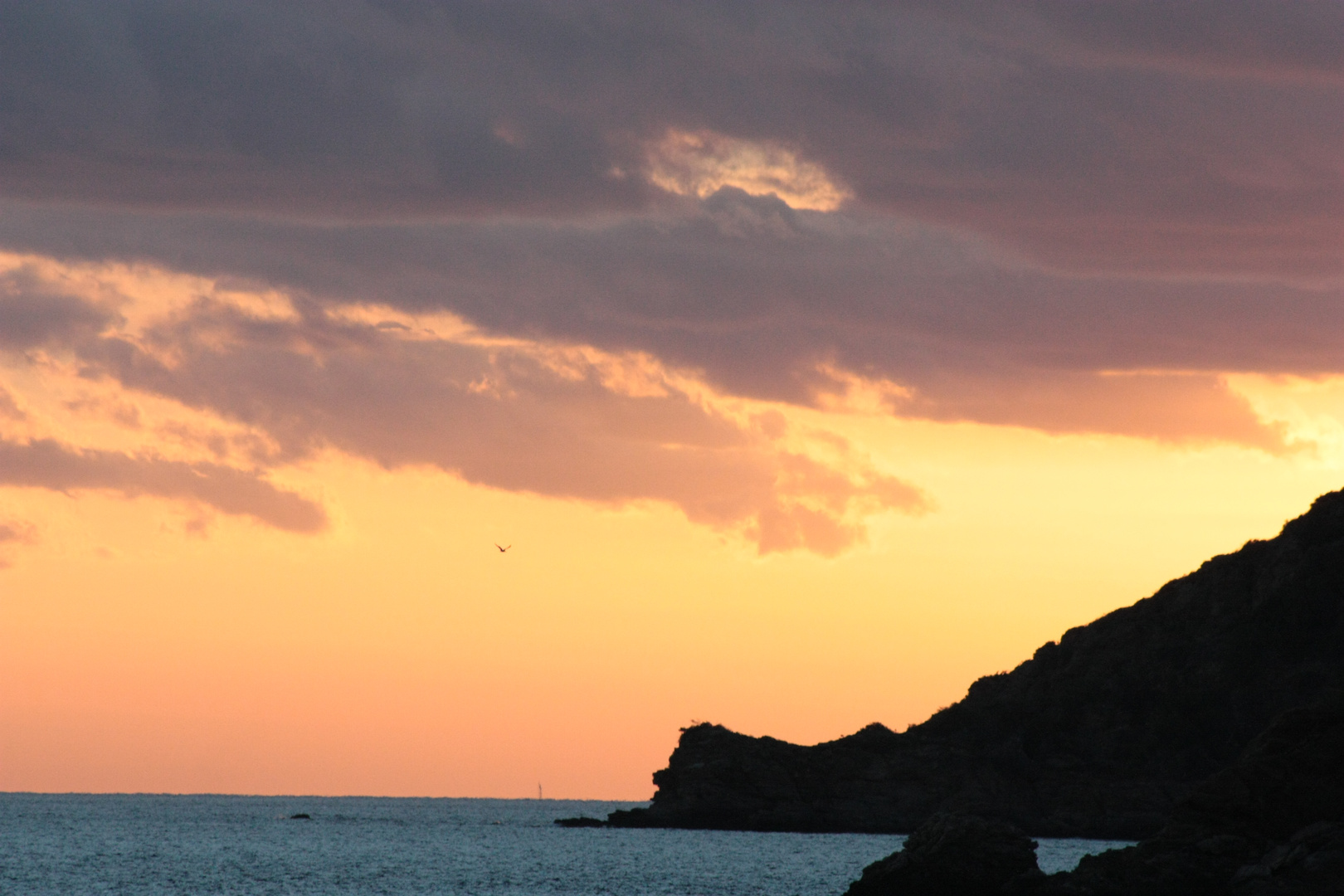 couché de soleil sur la cote varoise