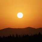 couché de soleil sur les montagnes d' hammamet