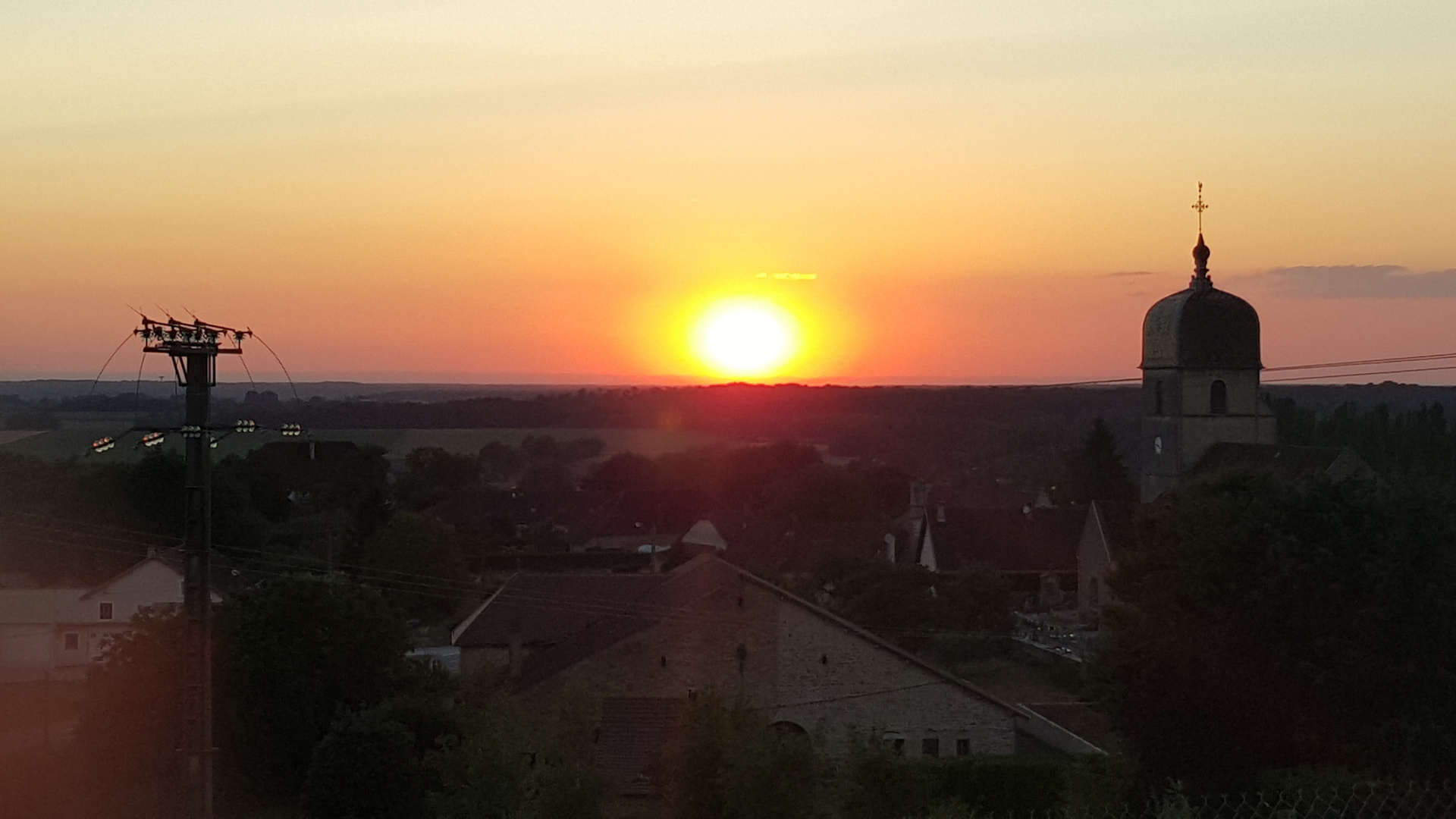 Couché de soleil sur Montholier