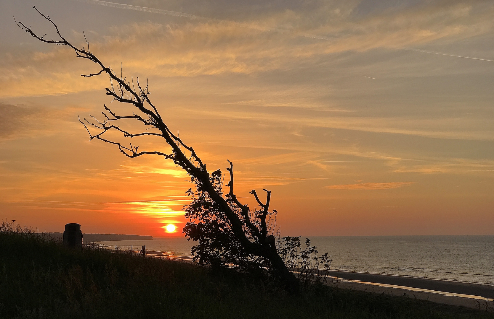 Couché de soleil sur Omaha Beach 