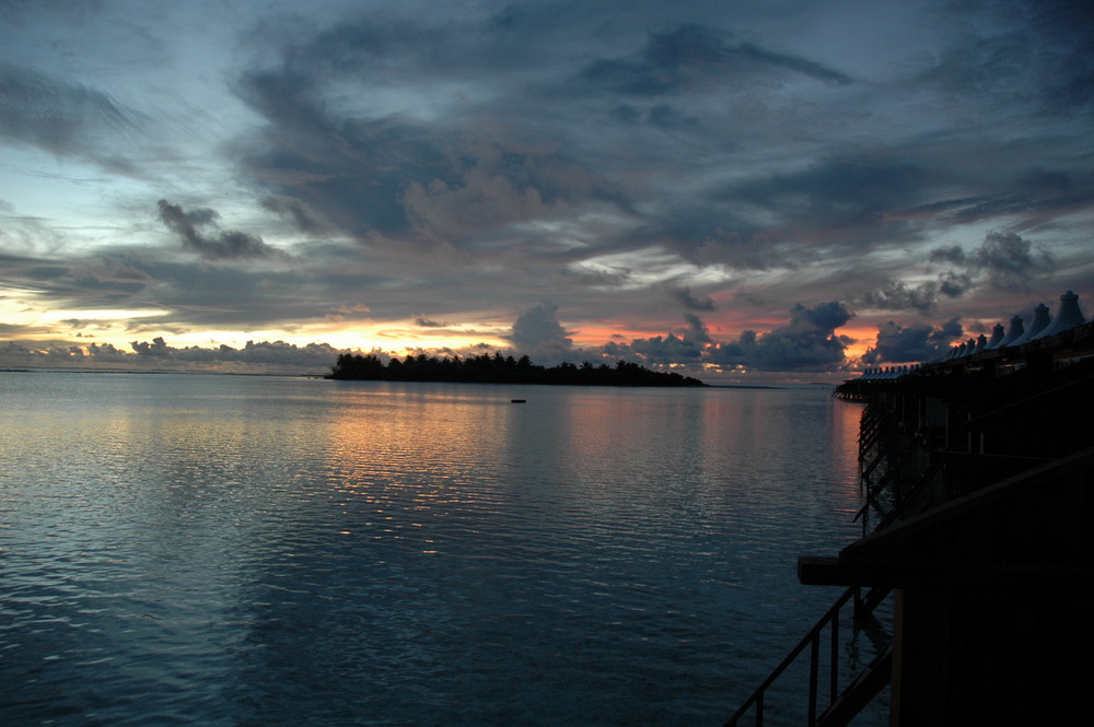 Couché de soleill Chaaya lagon Hakuraa huraa Maldives