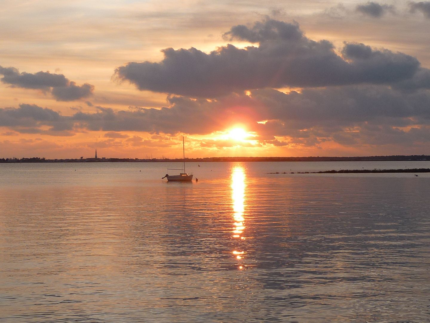 couchée de soleil à Trousse-Chemise ( Ile de Ré )