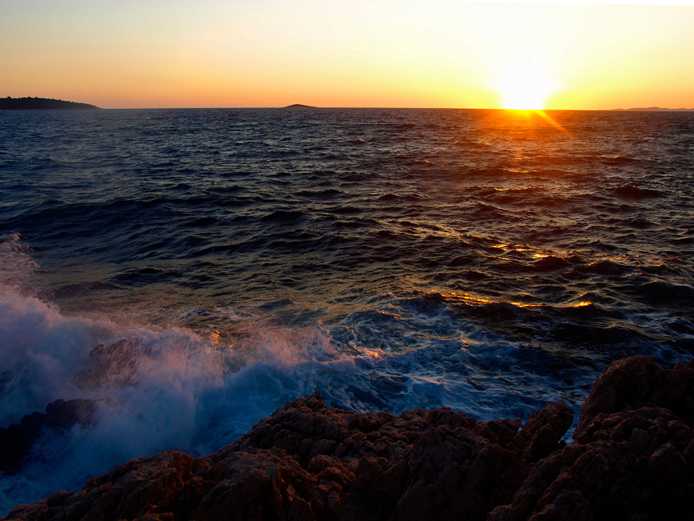 Coucher de soleil a la mer ... Sonnenuntergang am Meer ...