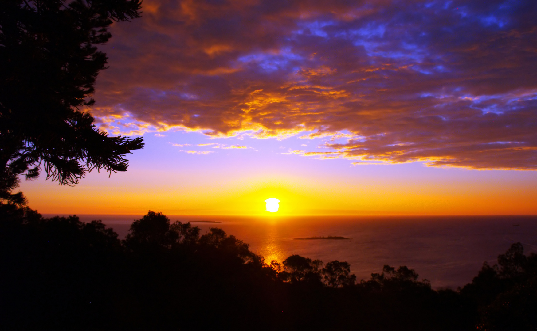 Coucher de soleil à Nouméa - Sonnenuntergang in Nouméa