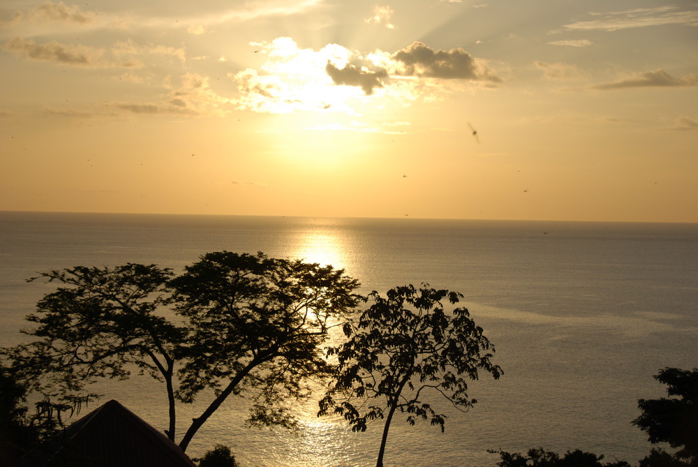 Coucher de Soleil à Ocotal, cote Pacifique Costa rica.