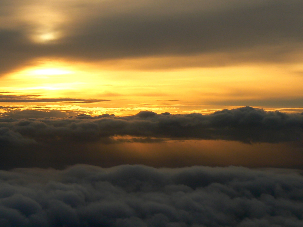 Coucher De Soleil Au Dessus De La Mer De Nuages 2 Au