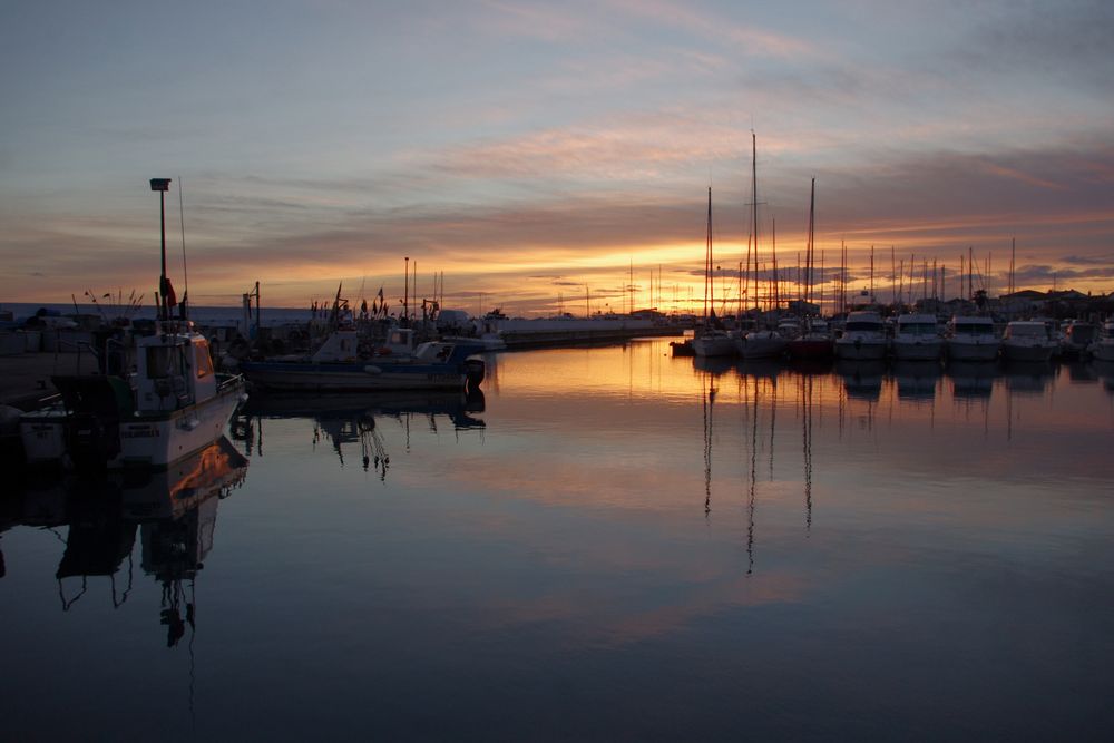 Coucher de soleil aux Saintes Maries de la mer, ce soir ....