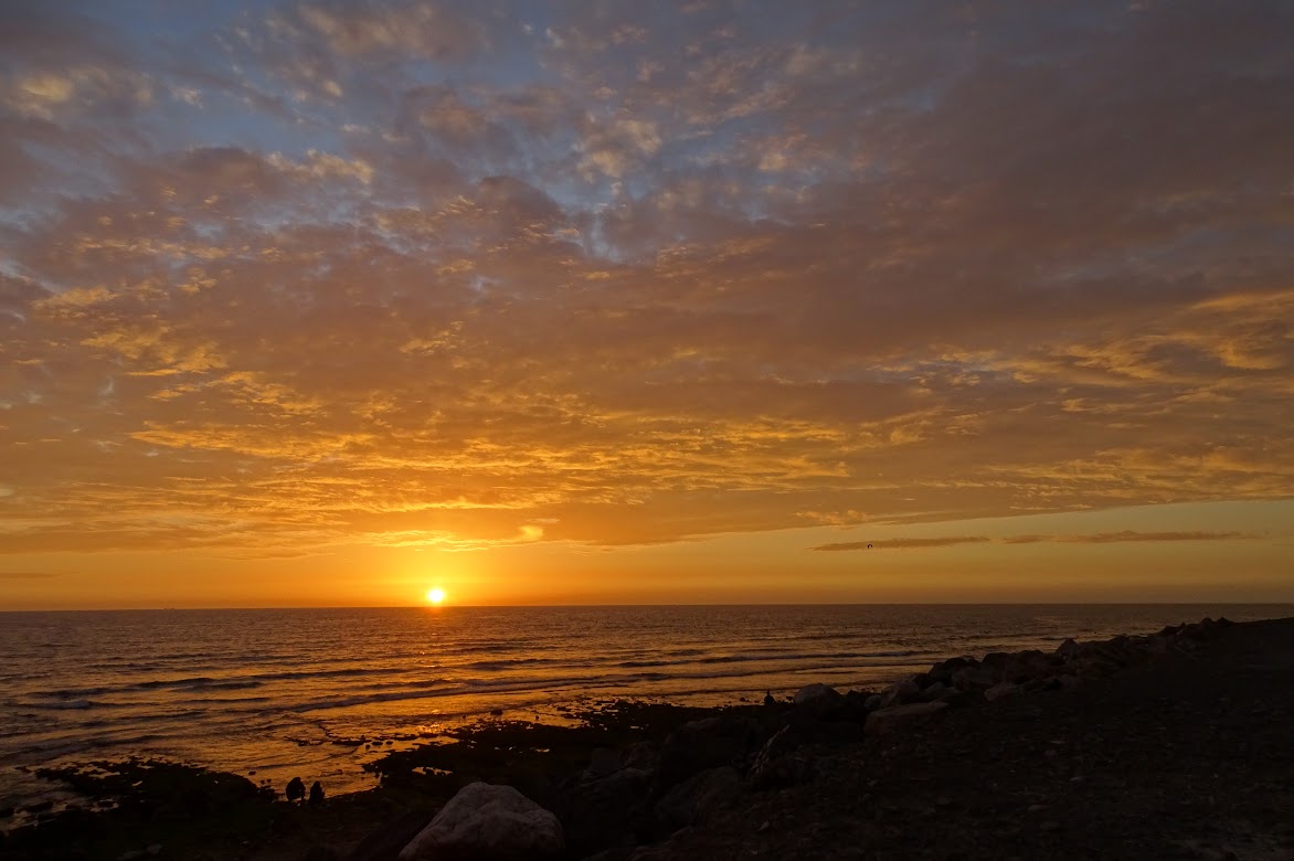 Coucher de soleil dans la mer