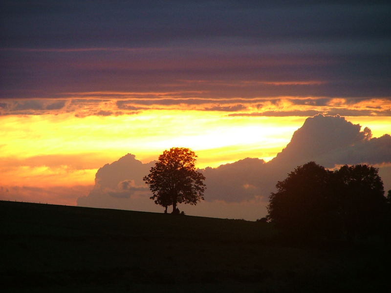 coucher de soleil dans les nuages