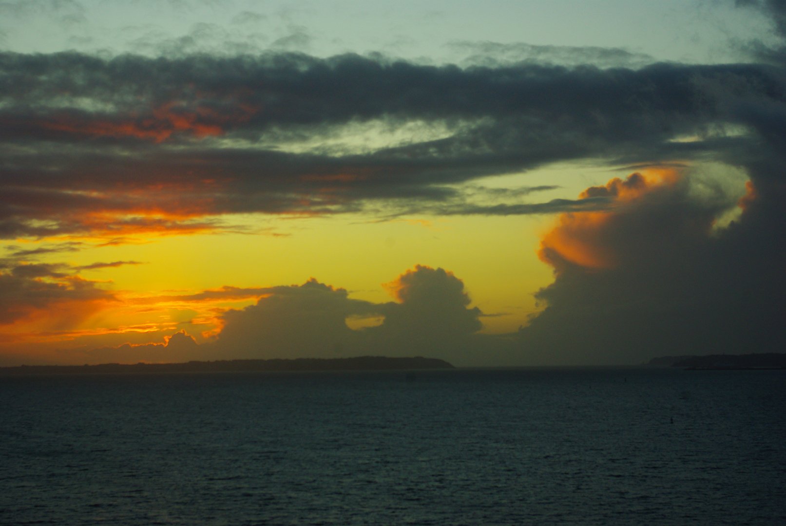 Coucher de soleil depuis le pont de Plougastel