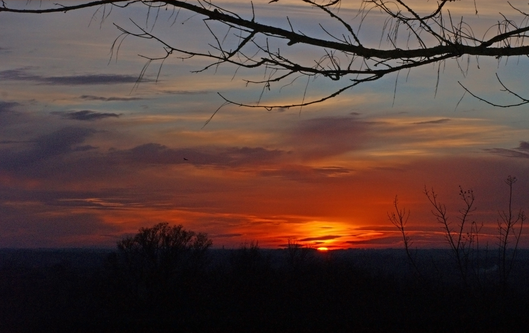 Coucher de soleil devant chez moi