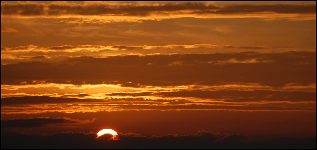 Coucher de soleil et nuages