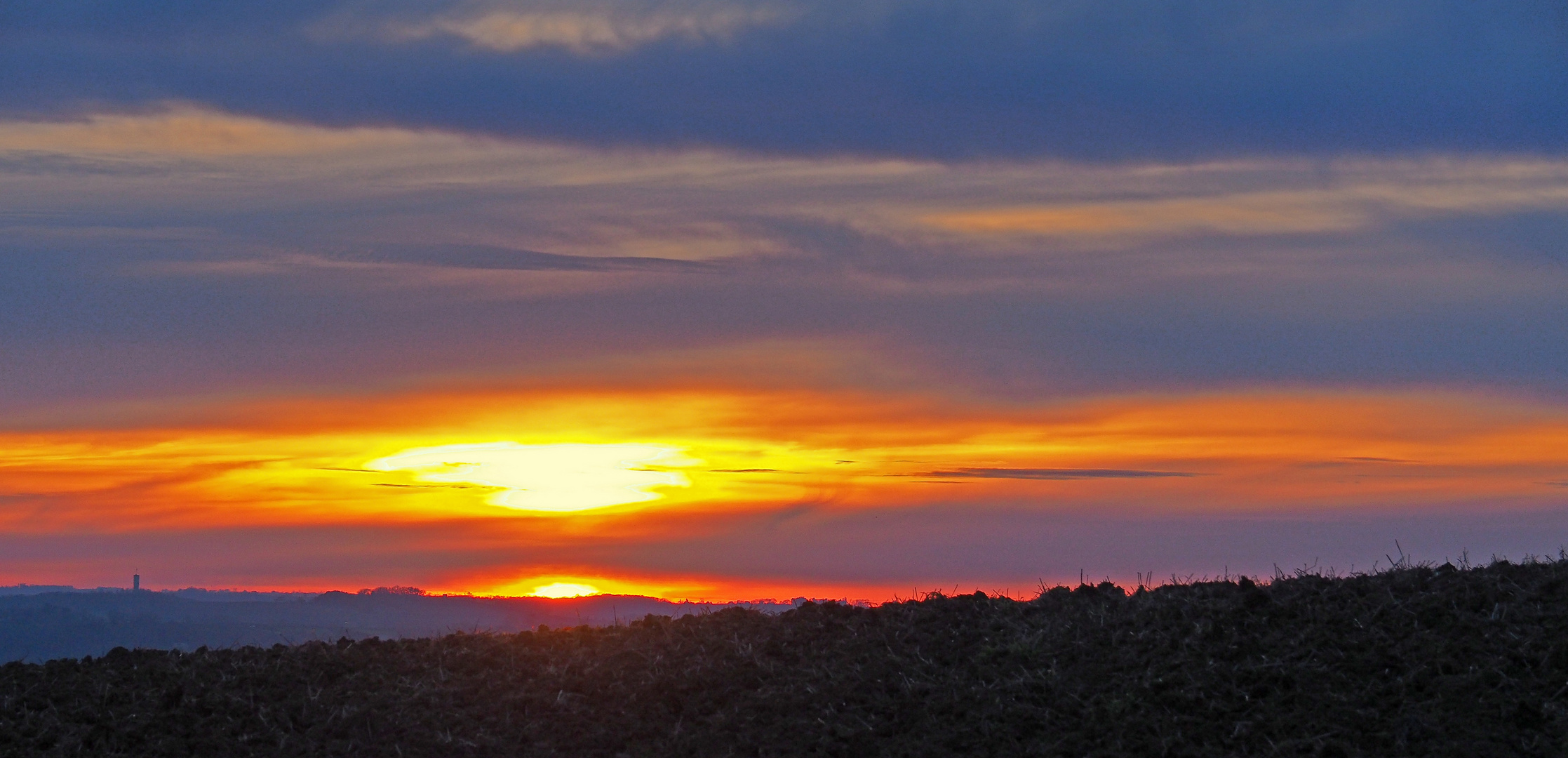 Coucher de soleil hivernal gersois