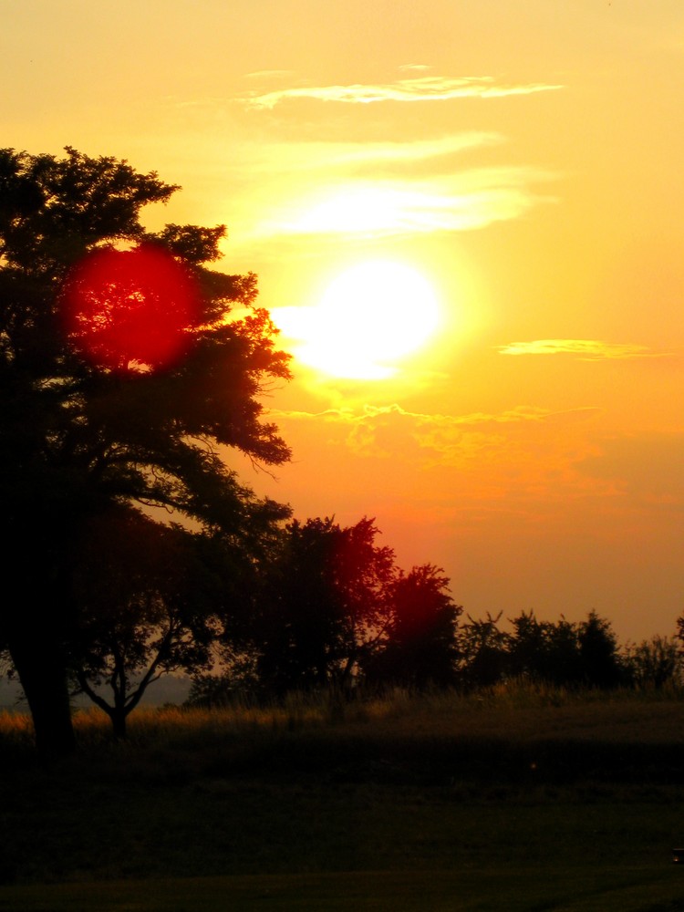 Coucher de soleil sur la campagne