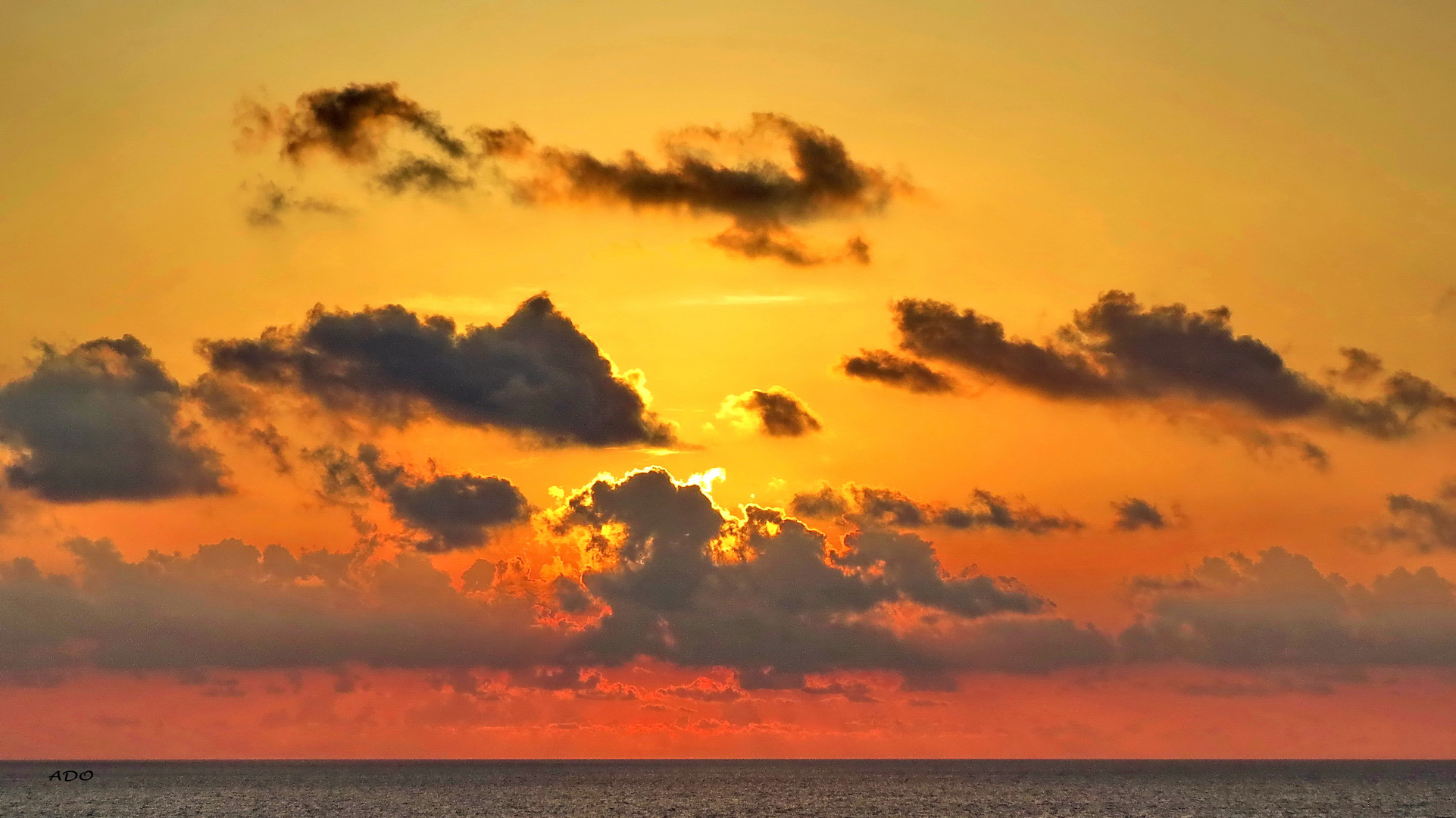 coucher de soleil sur la Méditerranée