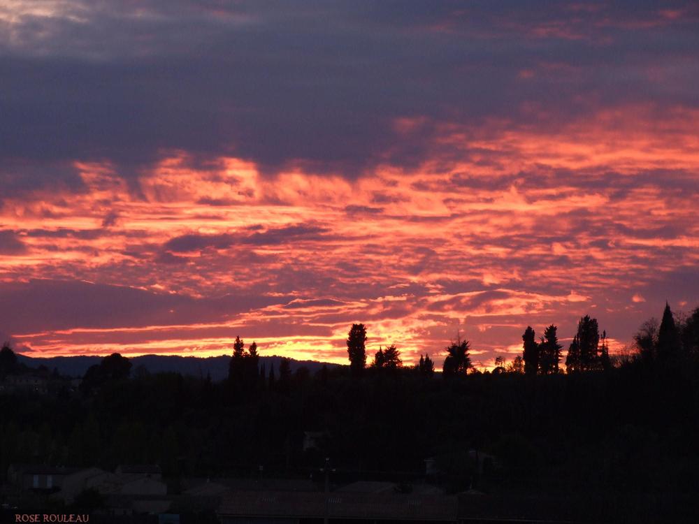 Coucher de soleil sur la ville de Limoux