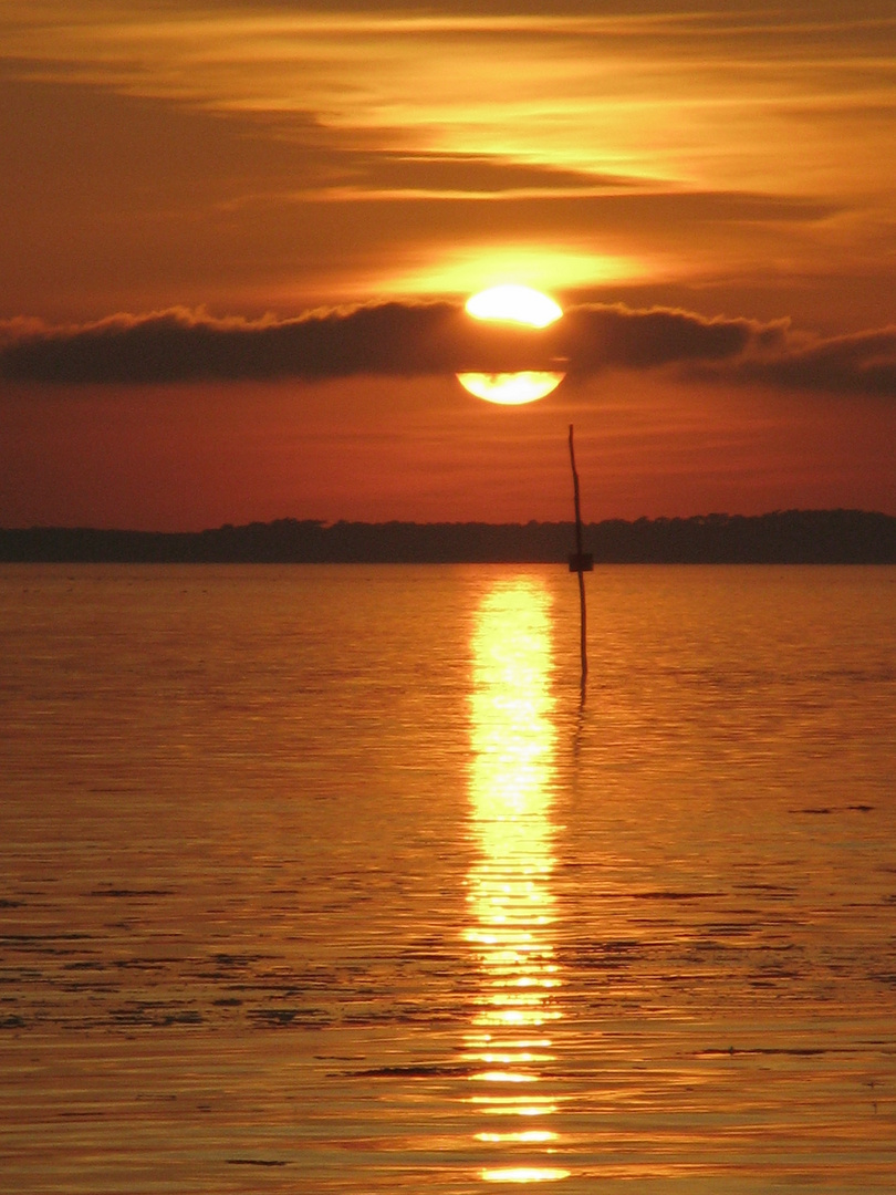 Coucher De Soleil Sur Le Bassin Darcachon Photo Et Image