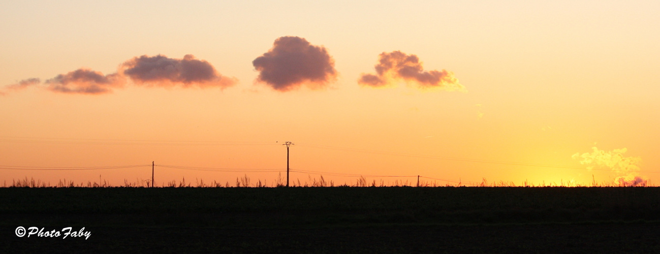 coucher de soleil sur le Condroz