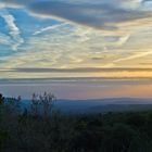 Coucher de soleil sur le Lubéron, Vaucluse, France