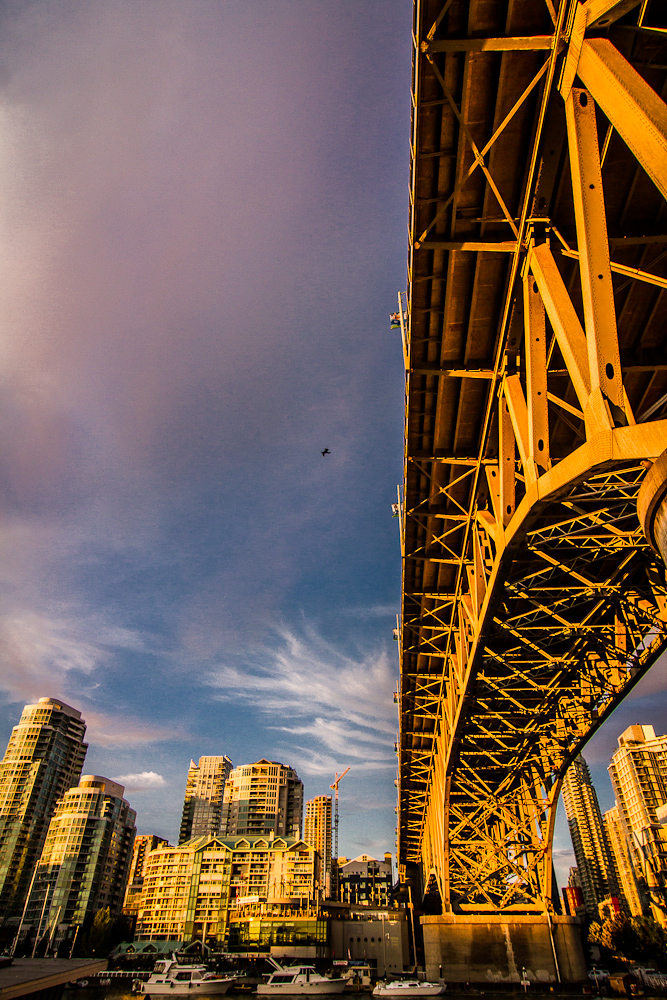 coucher de soleil sur le pont de granville