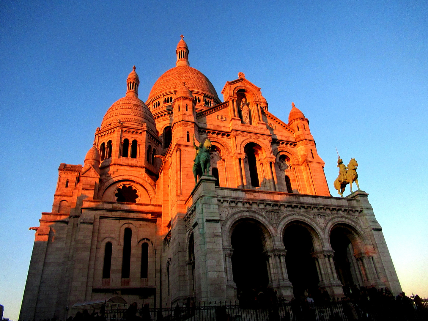 Coucher de soleil sur le Sacré Coeur.