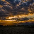 coucher de soleil sur les corbiéres