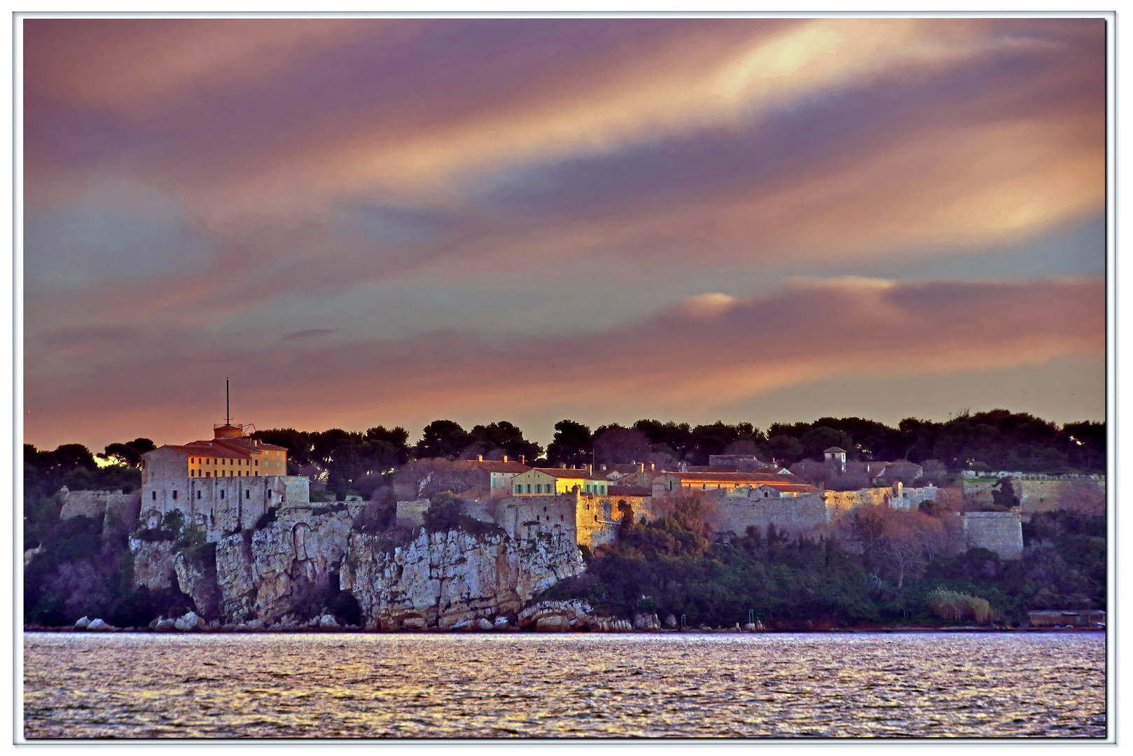 coucher de soleil sur les iles...