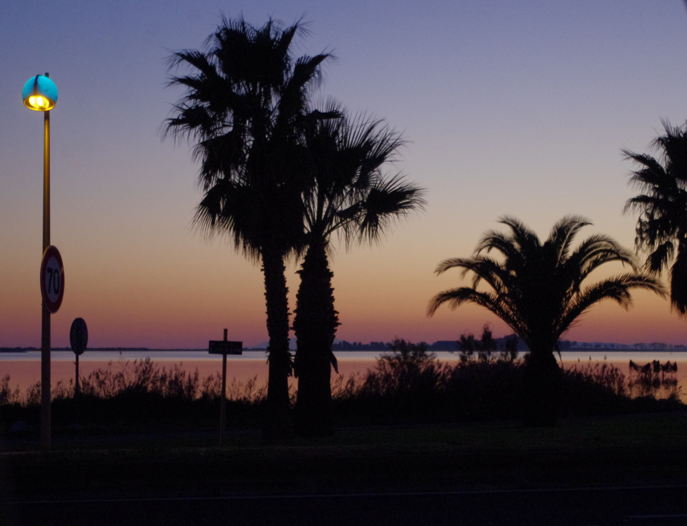 Coucher de soleil sur les marais ...