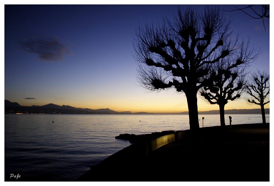 Coucher de soleil sur les quai d'Ouchy.