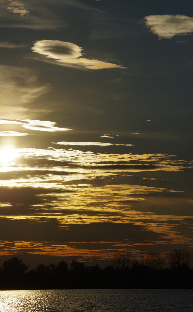 coucher de soleil sur l'étang du Grand Glareins - octobre 2015