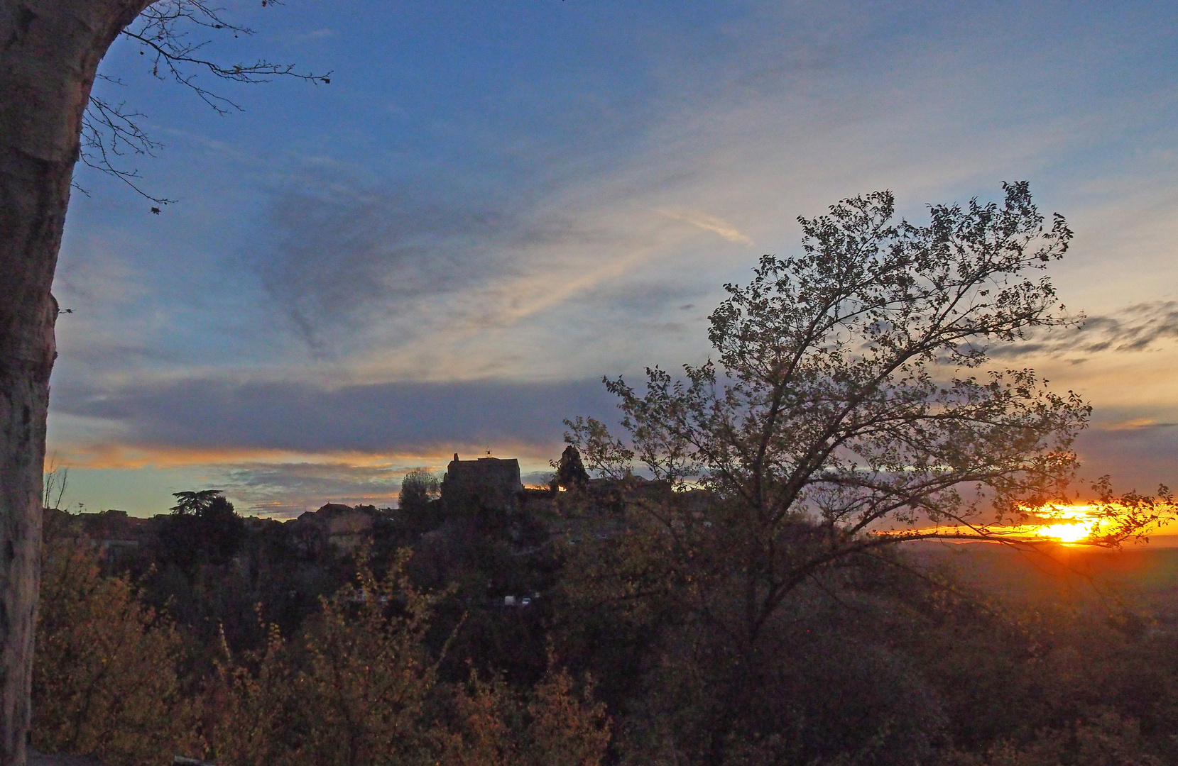 Coucher de soleil sur Montauroux (Var)