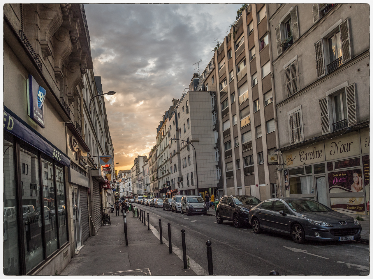 coucher desoleil sur la  ville