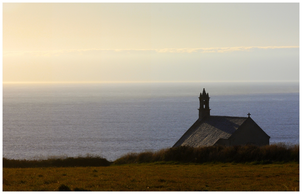 " Coucher du soleil à la chapelle st They "