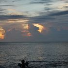 Coucher du Soleil sur la plage de Rivière Sens