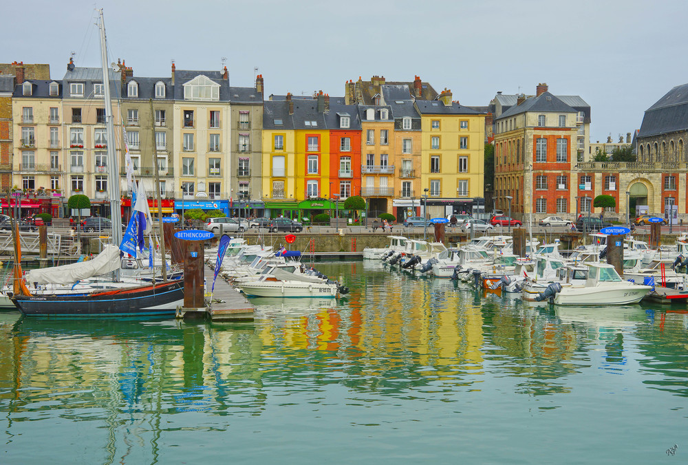 Couleurs et reflets sur le port de Dieppe