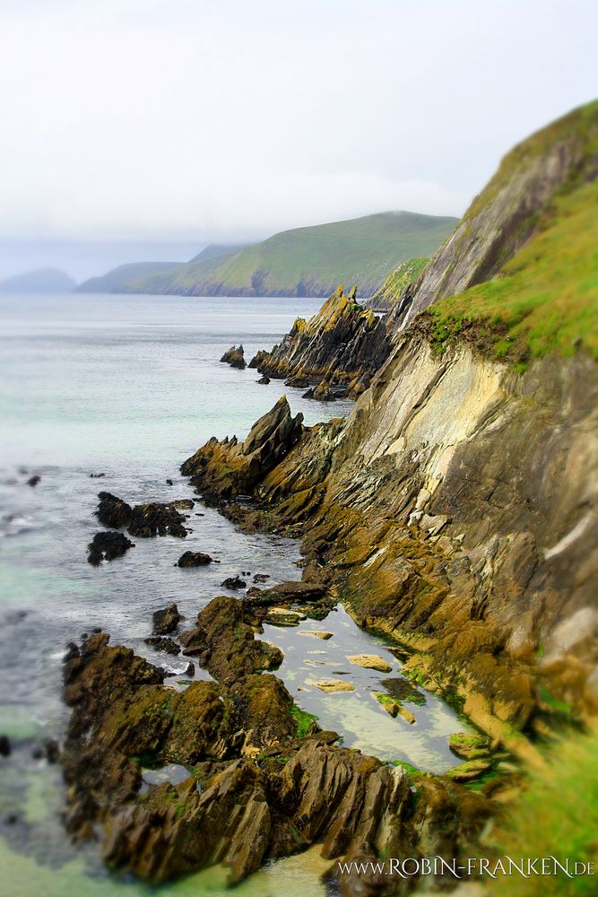 coumeenole beach in dingle