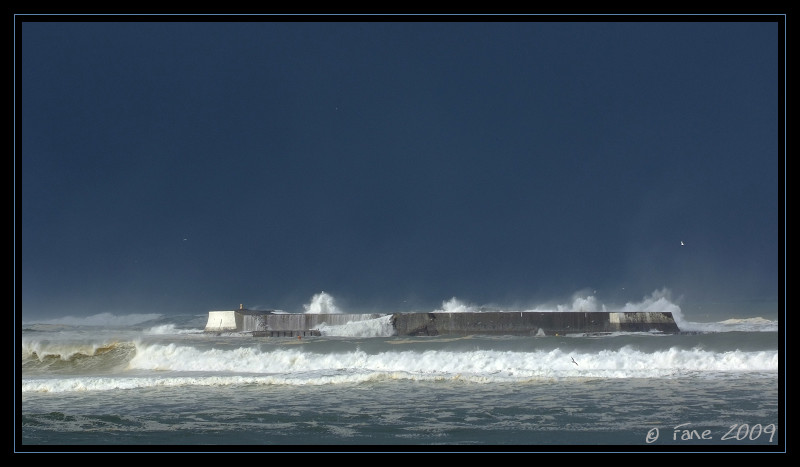 Coup de tabac sur l'Arta (St jean de Luz)