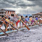 Course à la rame (au pied !) sur le lac Inle