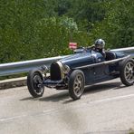 Course de côte vieille voiture