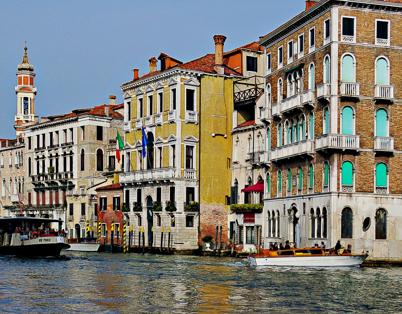 Course poursuite sur le grand canal