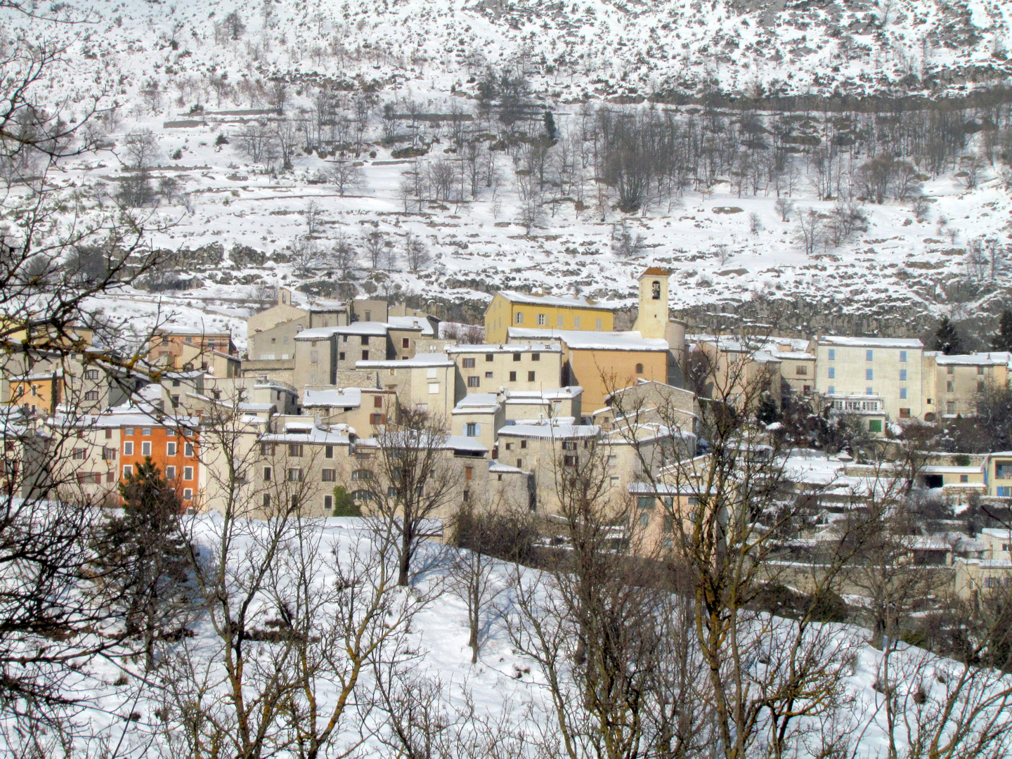 Coursegoules sous la neige