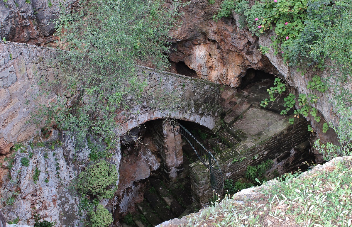 cova de sant marti