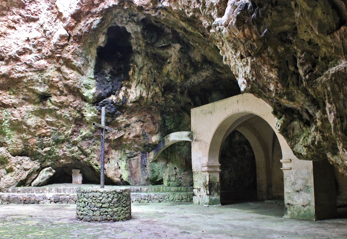 cova de sant marti