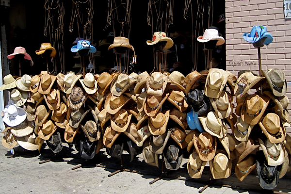 Cowboyhuete am Venice Beach